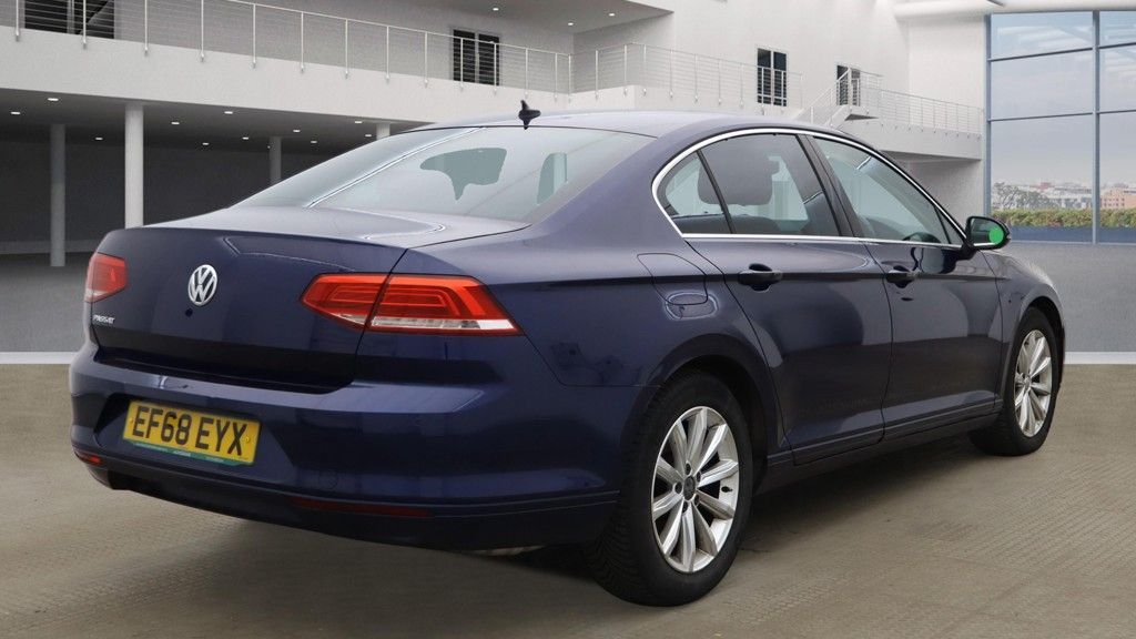 Used Volkswagen Passat 2018 for sale - 77720215: Photo 16