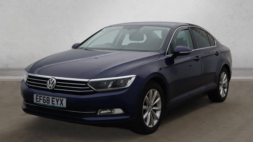 Used Volkswagen Passat 2018 for sale - 77720215: Photo 2