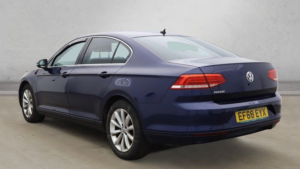 Used Volkswagen Passat 2018 for sale - 77720215: Photo 3