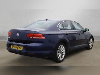 Used Volkswagen Passat 2018 for sale - 77720215: Photo