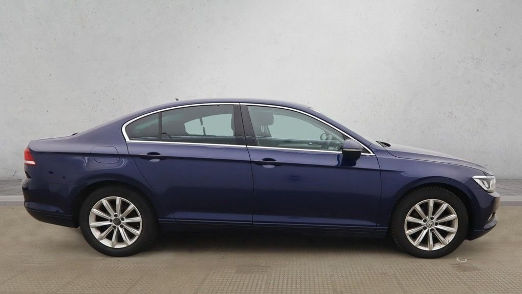 Used Volkswagen Passat 2018 for sale - 77720215: Photo 5