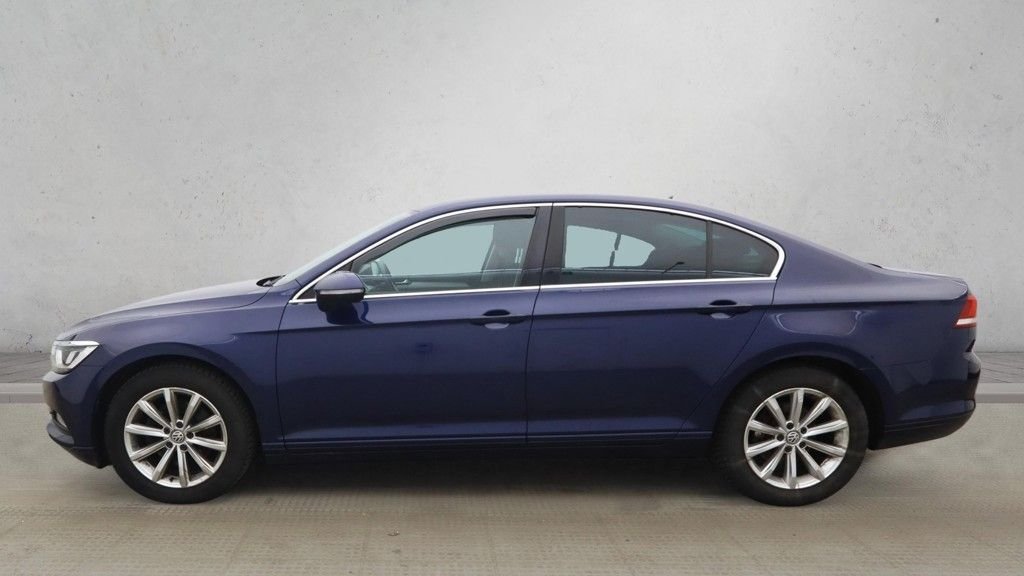 Used Volkswagen Passat 2018 for sale - 77720215: Photo 6