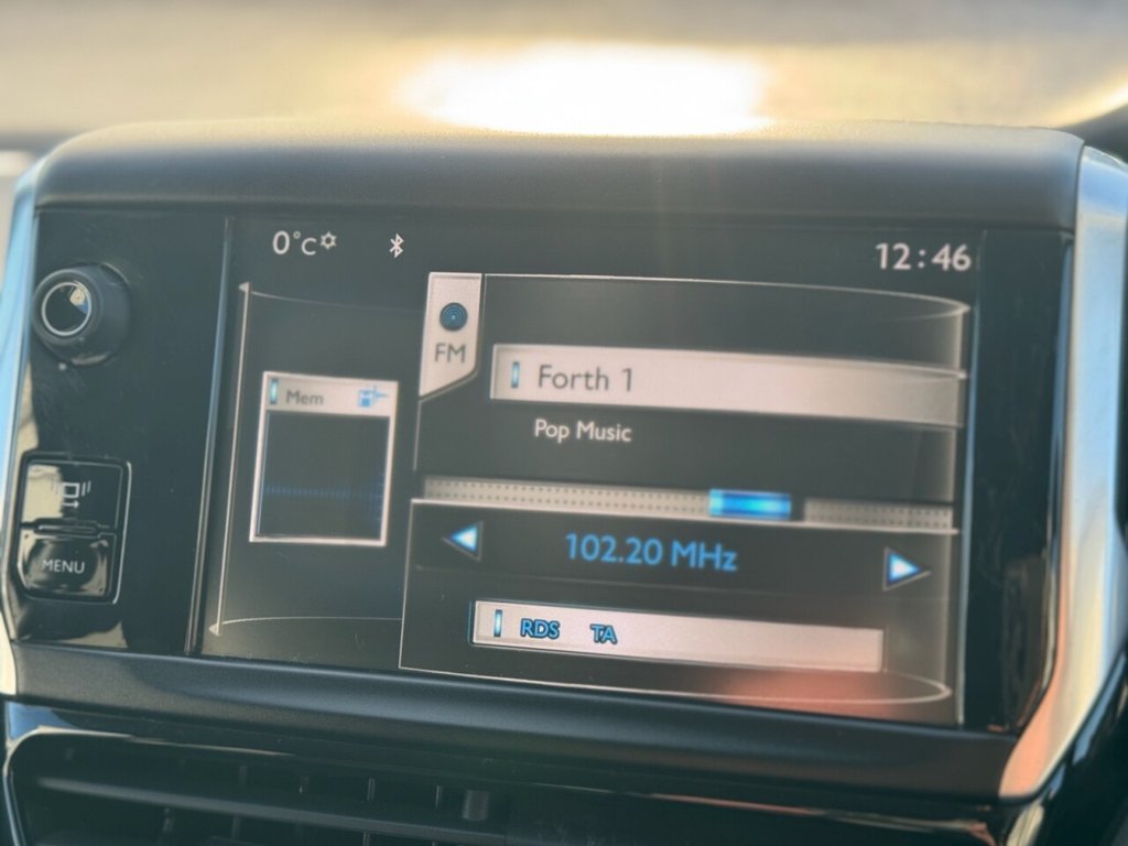 Used Peugeot 208 2012 for sale - 73888930: Photo 17