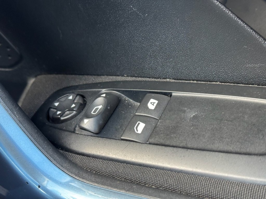 Used Peugeot 208 2012 for sale - 73888930: Photo 23