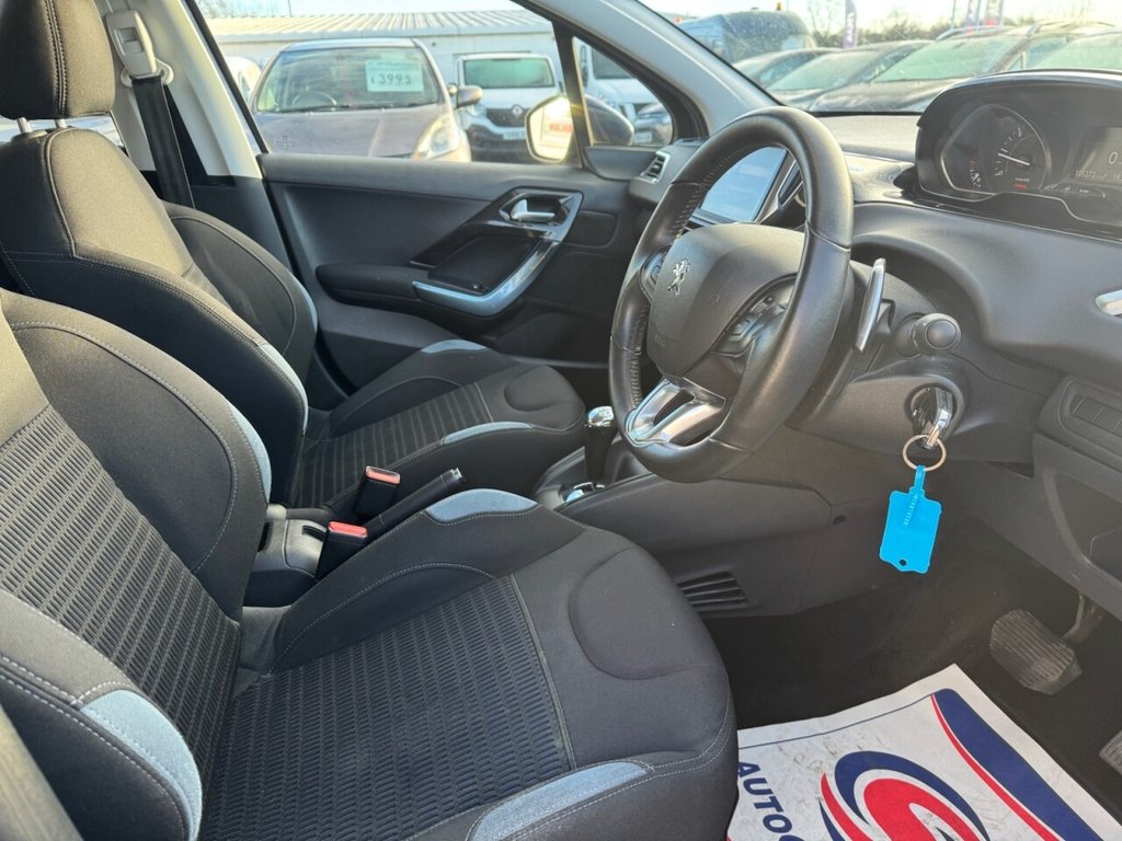 Used Peugeot 208 2012 for sale - 73888930: Photo 30