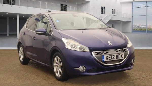 Used Peugeot 208 2012 for sale - 73888930: Photo 5