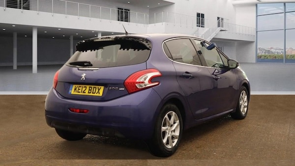 Used Peugeot 208 2012 for sale - 73888930: Photo 8