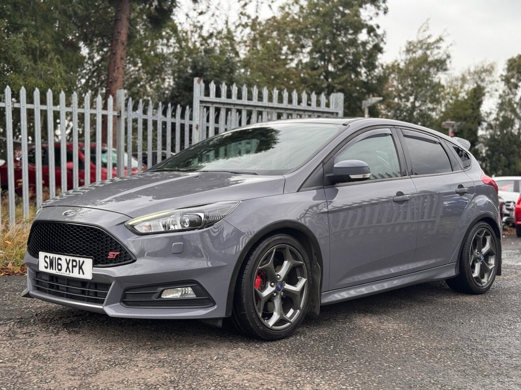 Used Ford Focus 2016 for sale - 76376233: Photo 3