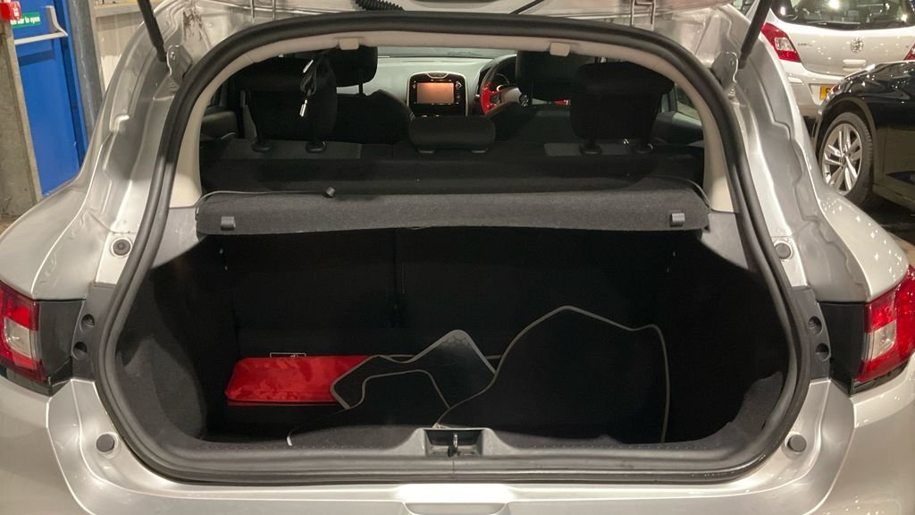 Used Renault Clio 2016 for sale - 77037873: Photo 11