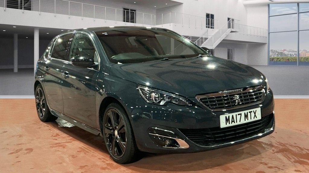 Used Peugeot 308 2017 for sale - 77546816: Photo 2