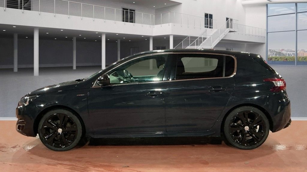 Used Peugeot 308 2017 for sale - 77546816: Photo 7