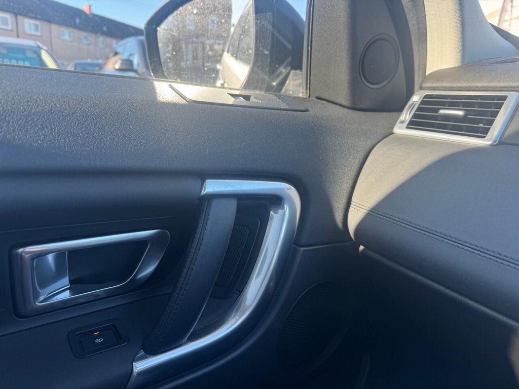 Used Land Rover Discovery Sport 2015 for sale - 76080660: Photo 19