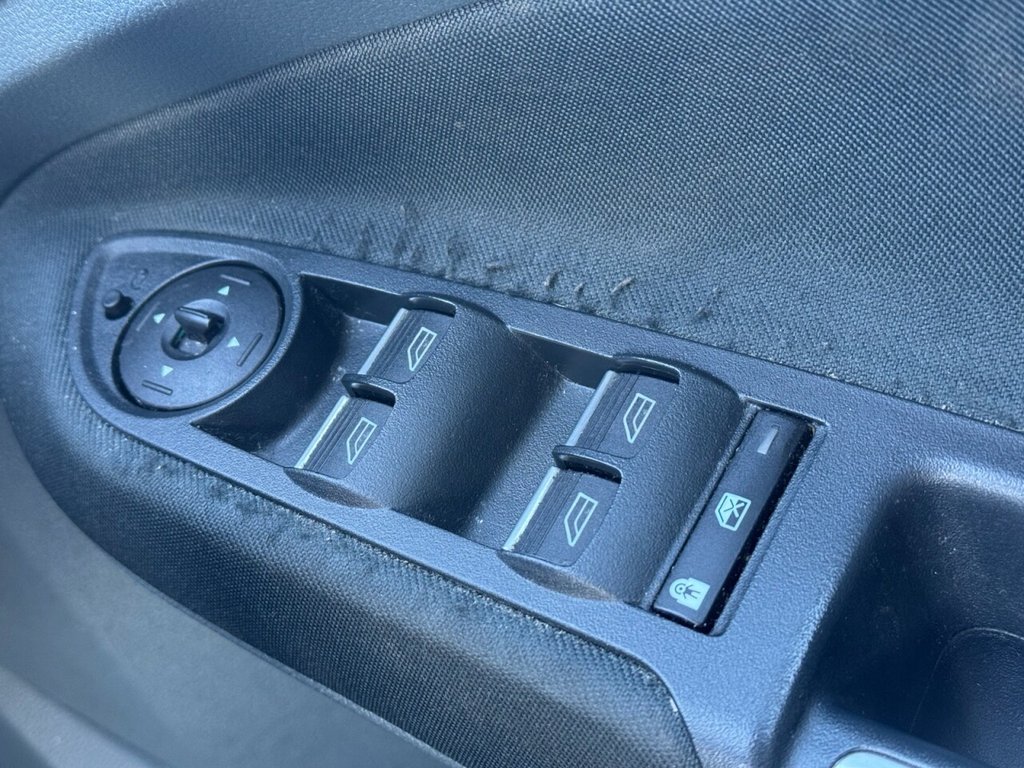 Used Ford C-Max 2014 for sale - 73966365: Photo 17