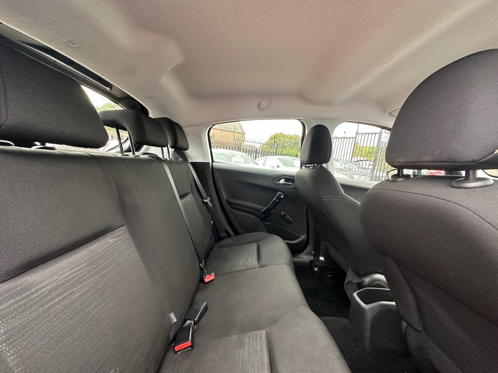 Used Peugeot 208 2014 for sale - 77890791: Photo 9