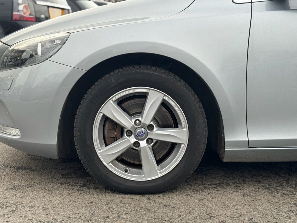 Used Volvo V40 2015 for sale - 76760704: Photo 11