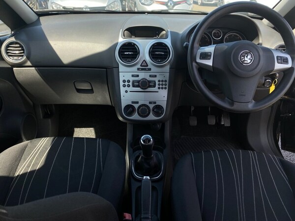 Used Vauxhall Corsa 2010 for sale - 75158850: Photo 8