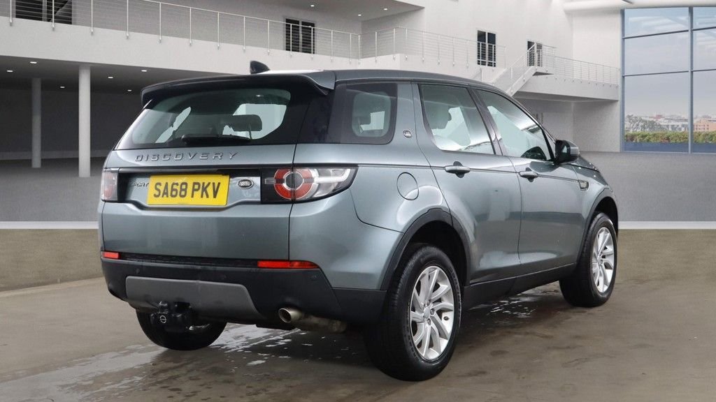 Used Land Rover Discovery Sport 2018 for sale - 77546754: Photo 4