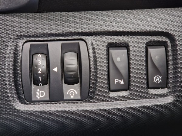 Used Renault Clio 2014 for sale - 74404650: Photo 14