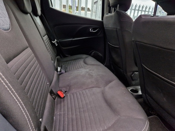 Used Renault Clio 2014 for sale - 74404650: Photo 31