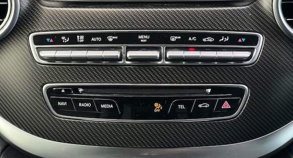 Used Mercedes-Benz V-Class 2019 for sale - 72613177: Photo 17