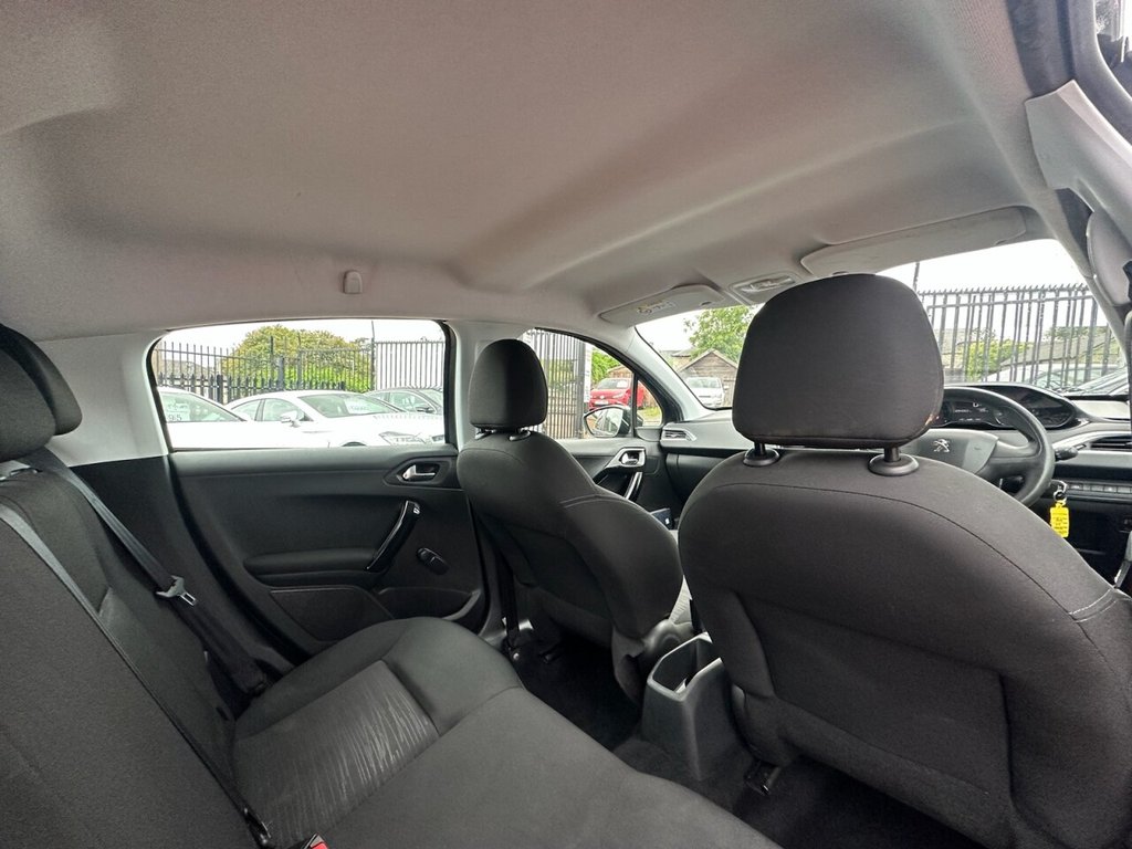 Used Peugeot 208 2014 for sale - 76323215: Photo 10