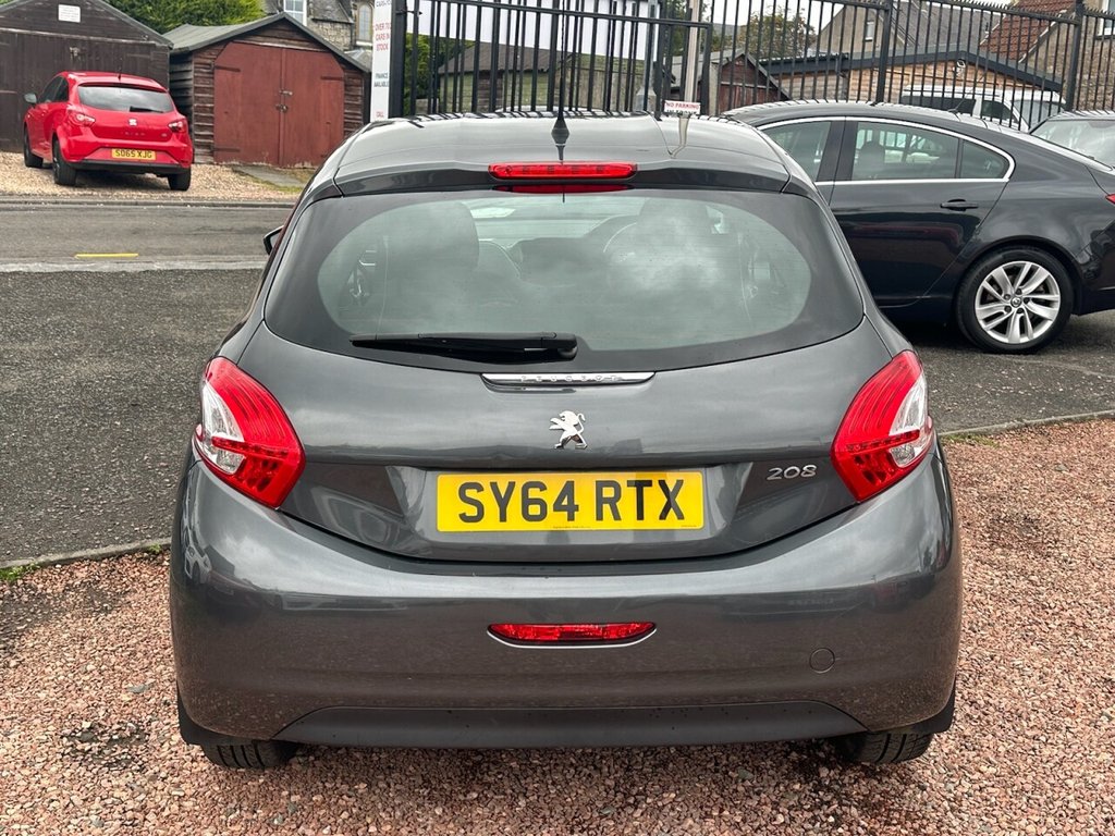 Used Peugeot 208 2014 for sale - 76323215: Photo 6