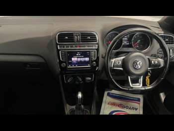 Used Volkswagen Polo 2016 for sale - 72765548: Photo