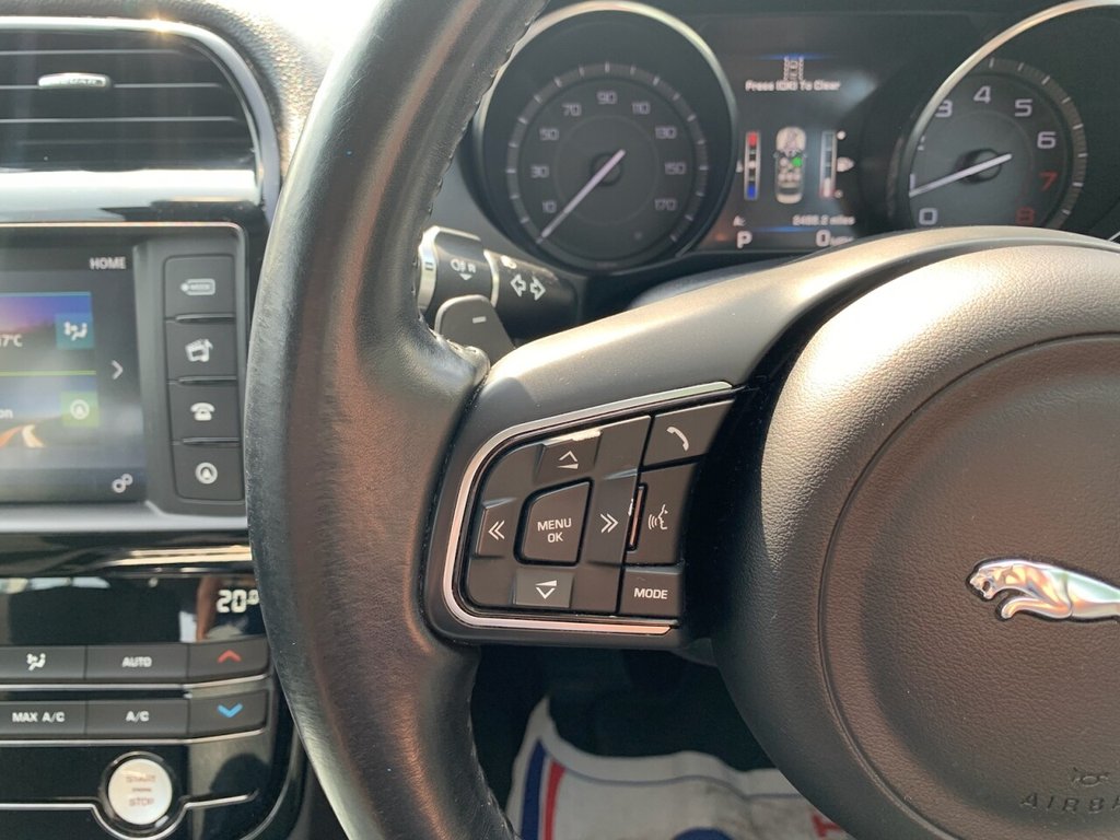 Used Jaguar XE 2015 for sale - 77520674: Photo 16