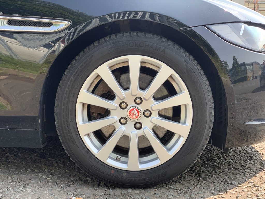 Used Jaguar XE 2015 for sale - 77520674: Photo 28