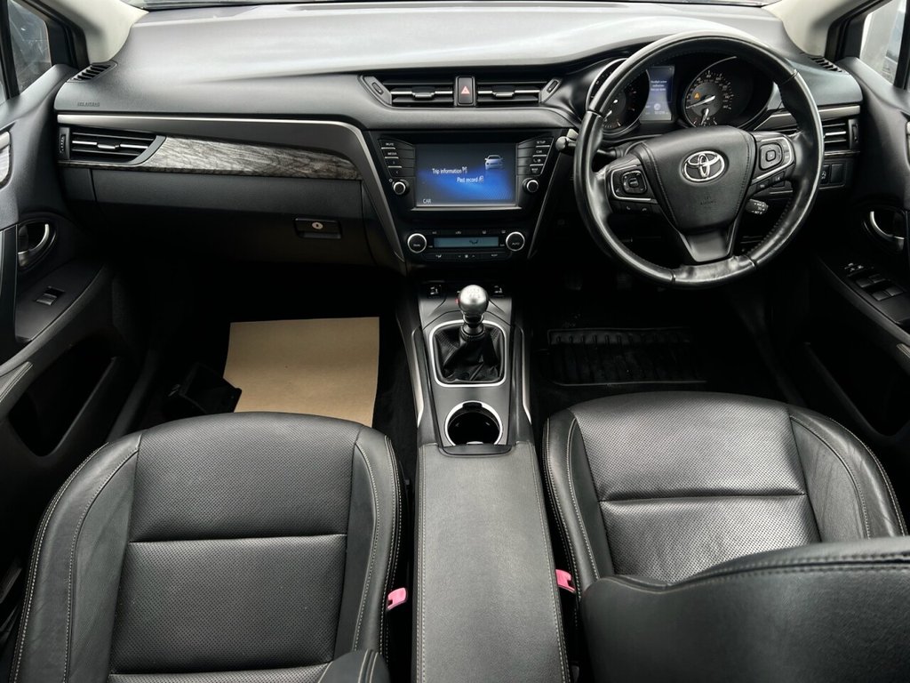 Used Toyota Avensis 2015 for sale - 76406256: Photo 10