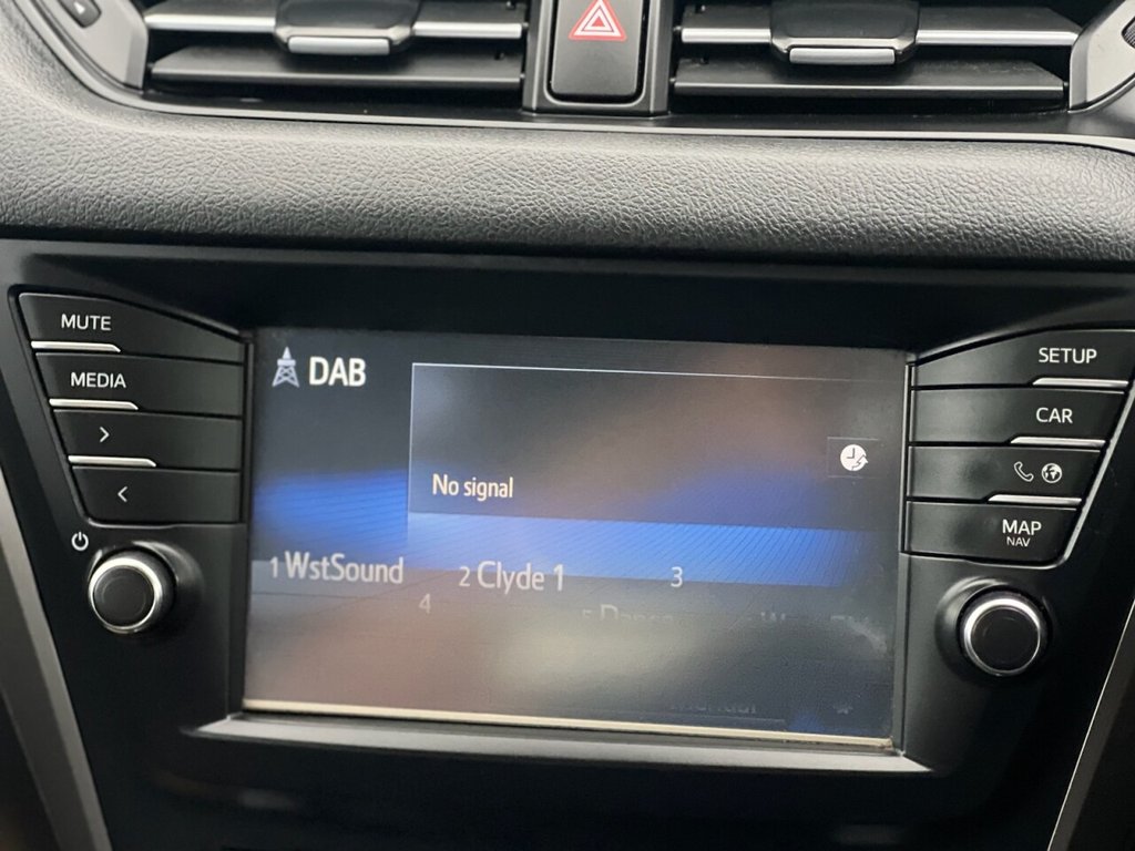 Used Toyota Avensis 2015 for sale - 76406256: Photo 16