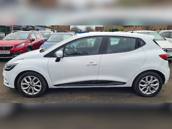 Used Renault Clio 2018 for sale - 75028667: Photo