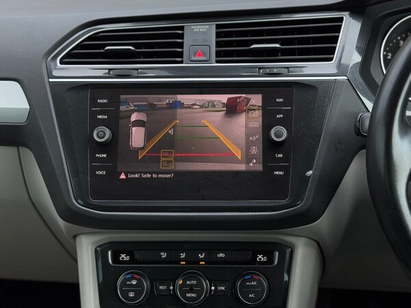 Used Volkswagen Tiguan 2019 for sale - 73255442: Photo 24