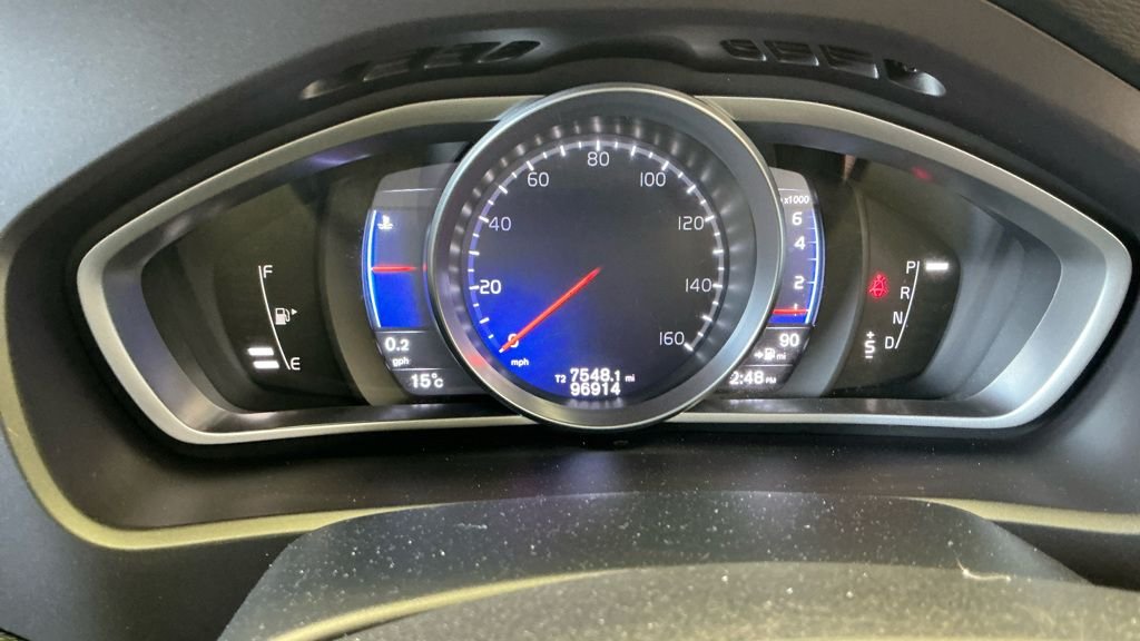 Used Volvo V40 2019 for sale - 76848059: Photo 10