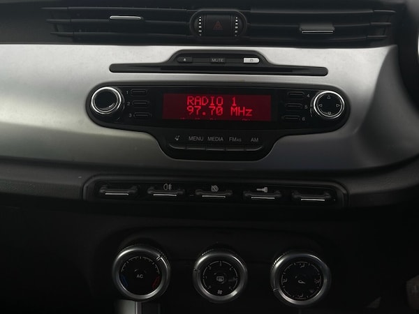 Used Alfa Romeo Giulietta 2012 for sale - 75158902: Photo 7