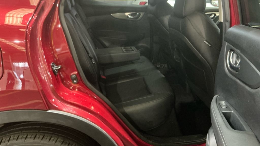 Used Nissan Qashqai 2018 for sale - 77110795: Photo 13