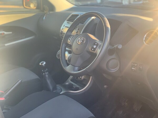 Used Toyota Urbancruiser 2012 for sale - 74355890: Photo 9