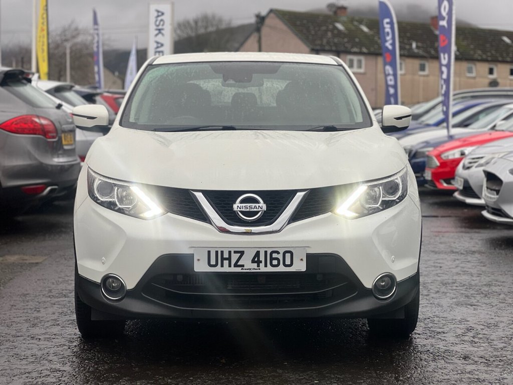 Used Nissan Qashqai 2016 for sale - 77171511: Photo 2