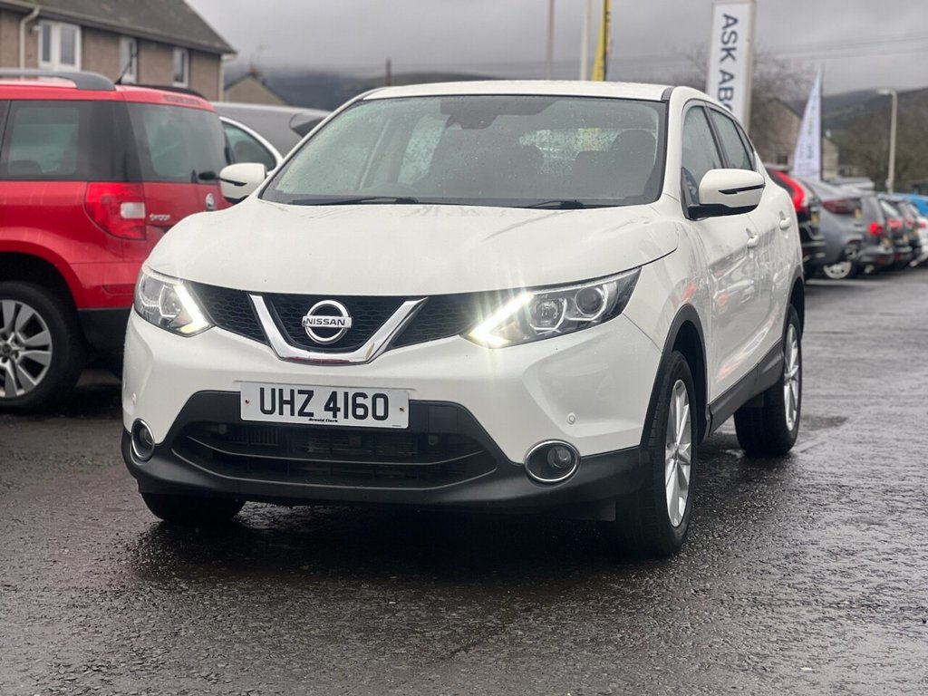 Used Nissan Qashqai 2016 for sale - 77171511: Photo 3