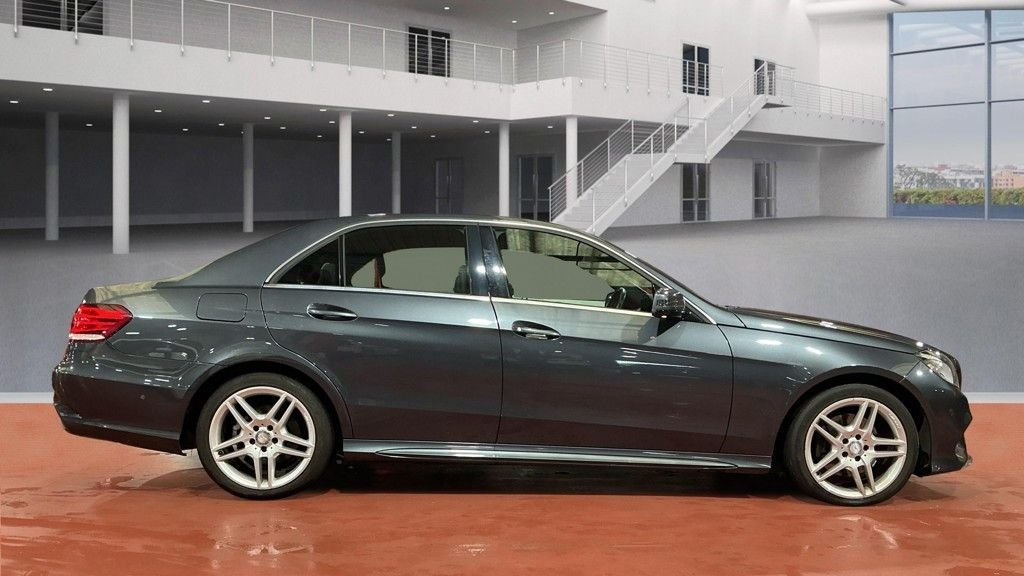 Used Mercedes-Benz E Class 2014 for sale - 77007088: Photo 5