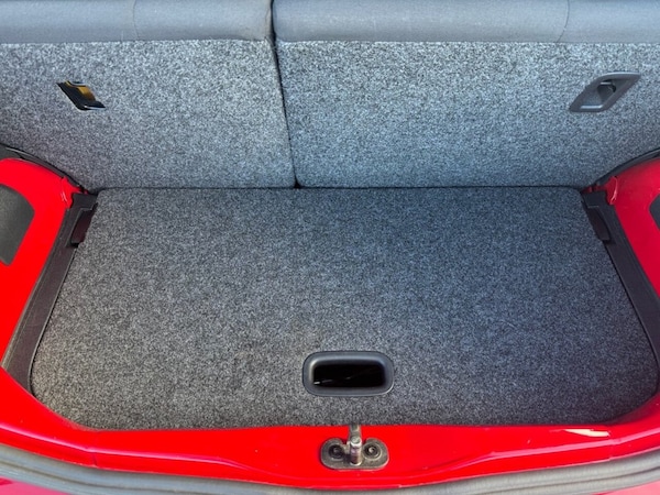 Used Volkswagen up! 2013 for sale - 76245117: Photo 18