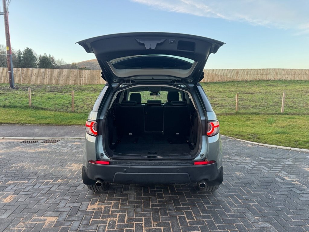 Used Land Rover Discovery Sport 2016 for sale - 76923232: Photo 22