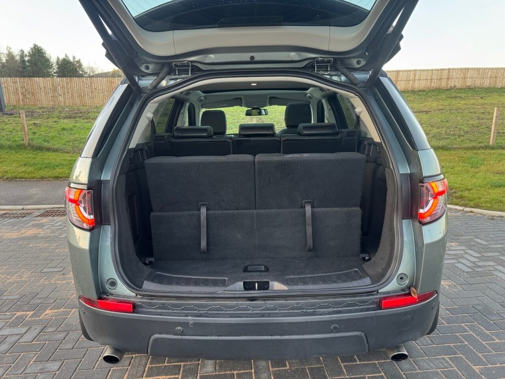 Used Land Rover Discovery Sport 2016 for sale - 76923232: Photo 27