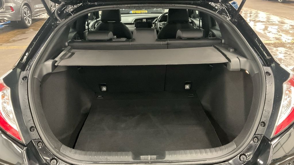 Used Honda Civic 2019 for sale - 77199753: Photo 19