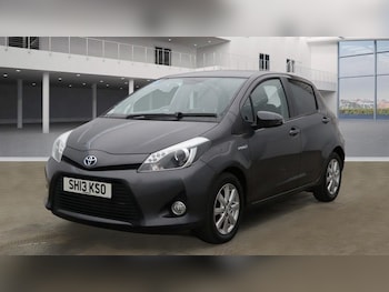 Used Toyota Yaris 2013 for sale - 76469977: Photo
