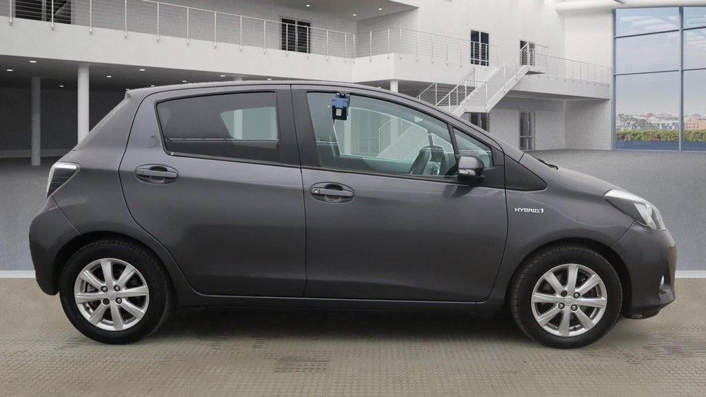 Used Toyota Yaris 2013 for sale - 76469977: Photo 5