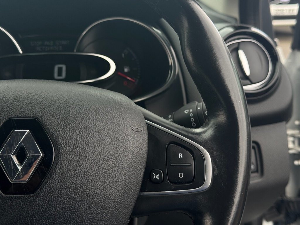 Used Renault Clio 2017 for sale - 76118430: Photo 14