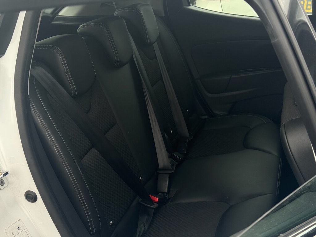 Used Renault Clio 2017 for sale - 76118430: Photo 9