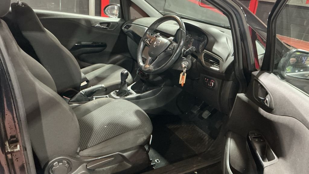 Used Vauxhall Corsa 2015 for sale - 77667775: Photo 9