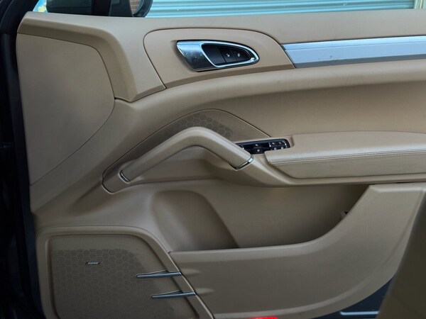 Used Porsche Cayenne 2013 for sale - 75515820: Photo 25